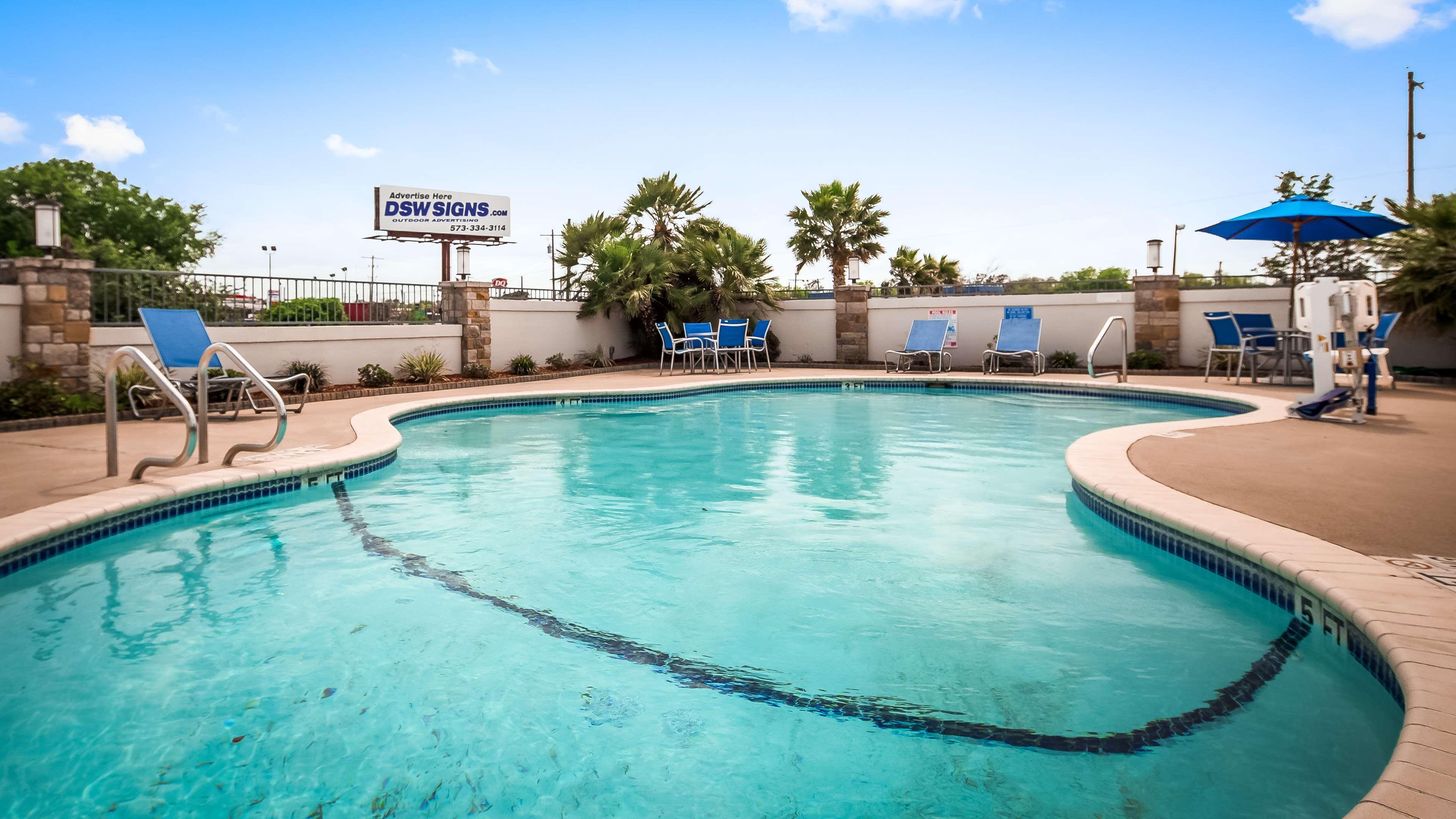 Best Western George West Executive Inn Dış mekan fotoğraf