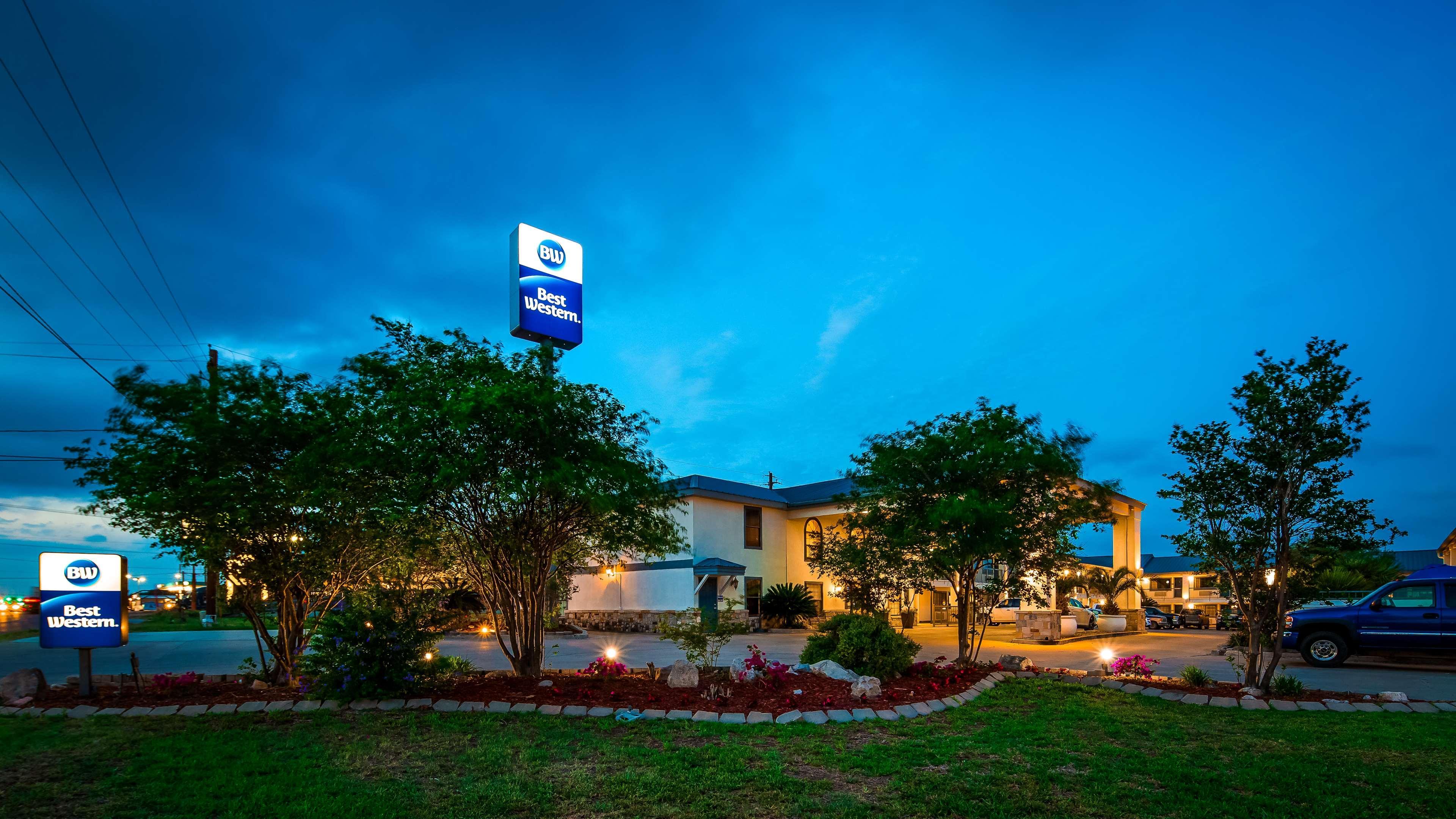 Best Western George West Executive Inn Dış mekan fotoğraf