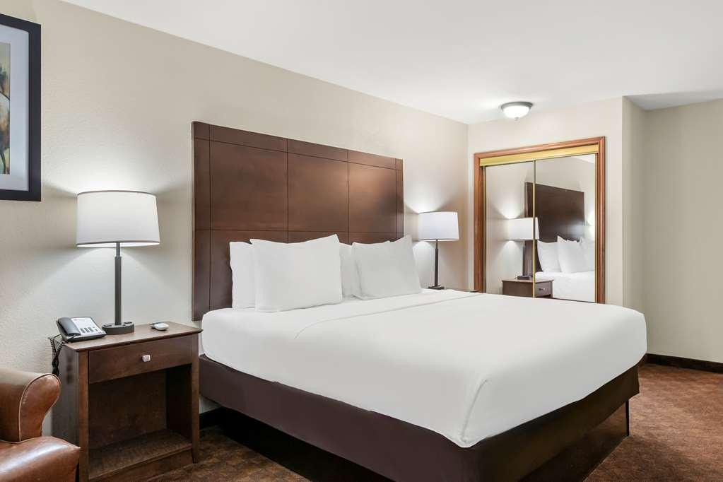 Best Western George West Executive Inn Oda fotoğraf